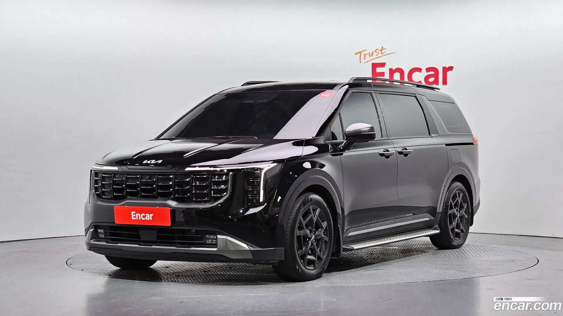 Main__Slider__Photo:Canival Kia 2024.5-0