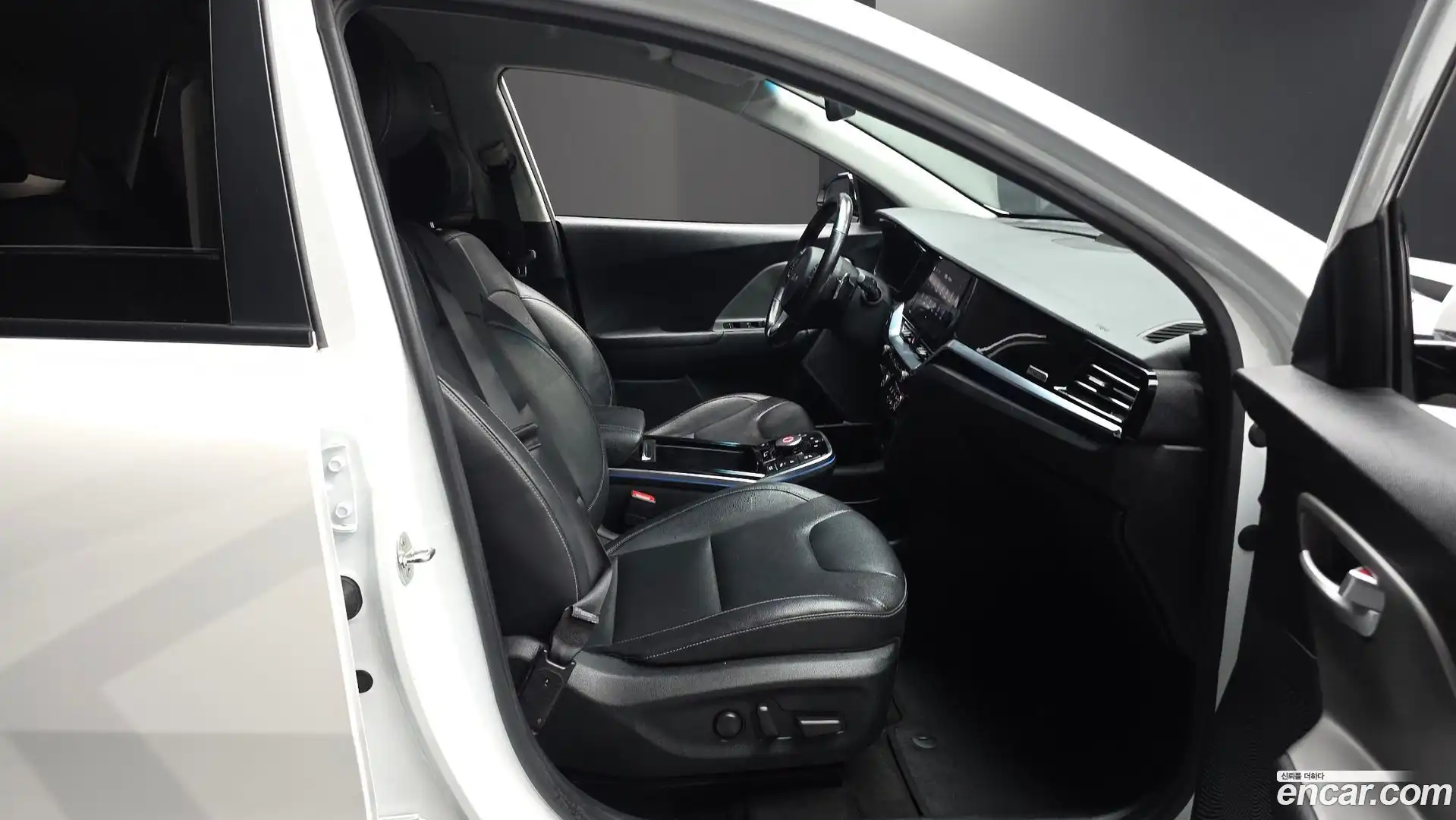 Niro Kia 2022.8-OPTION-016