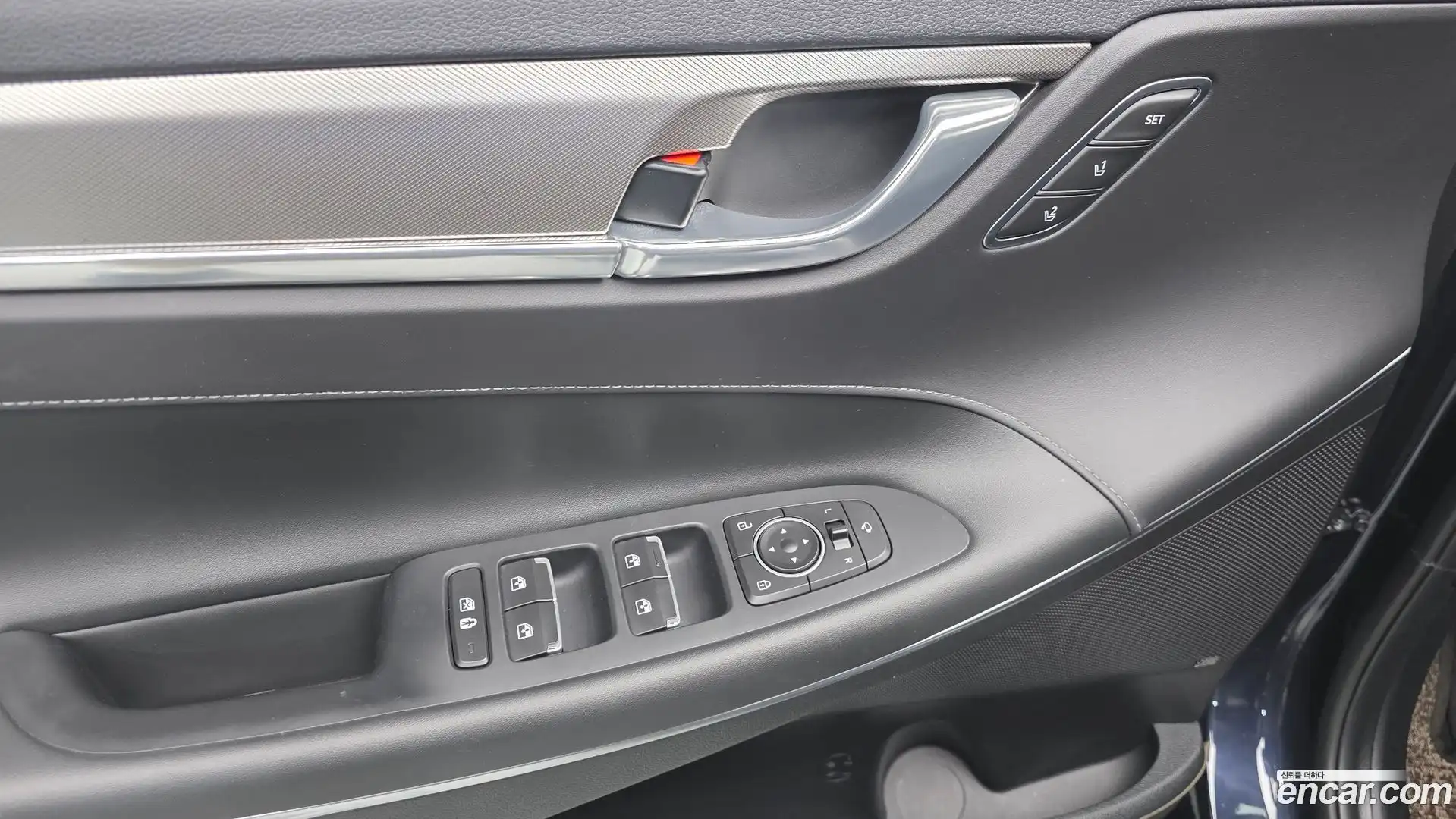 Grandeur Hyundai 2021.9-OPTION-018