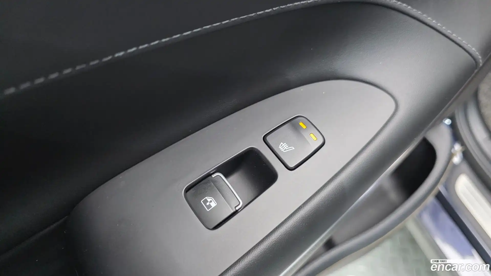 Grandeur Hyundai 2021.9-OPTION-046