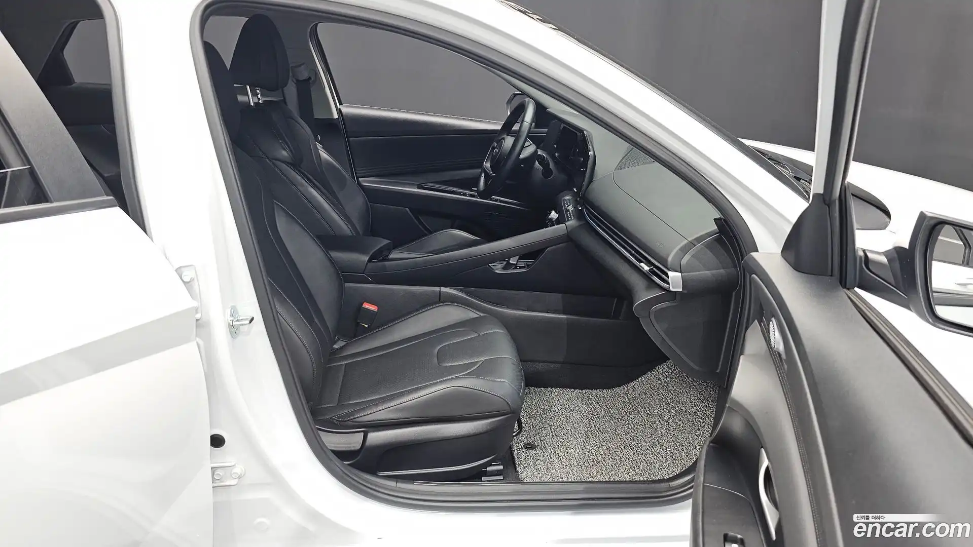 AVANTE Hyundai 2024.9-INNER-036