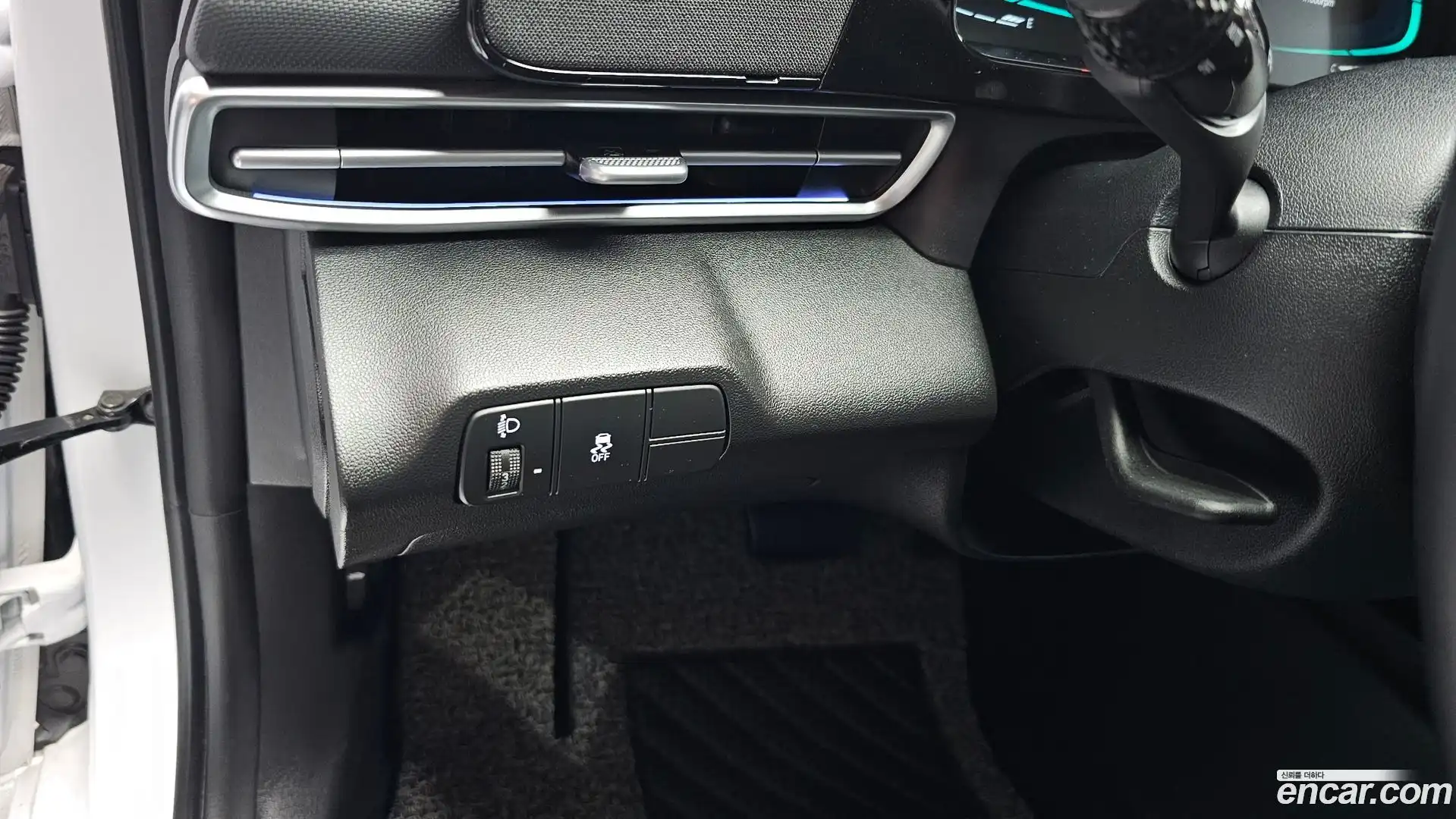 AVANTE Hyundai 2024.9-OPTION-043