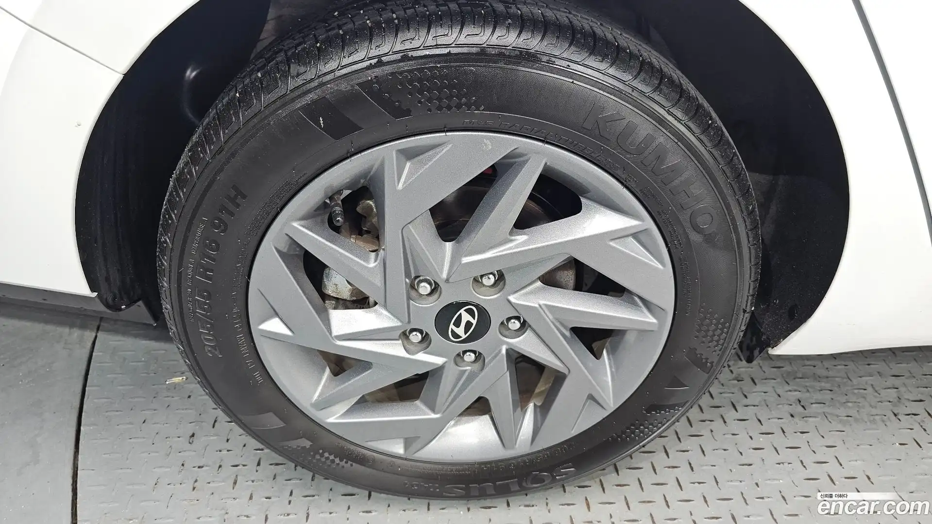 AVANTE Hyundai 2024.9-OPTION-047
