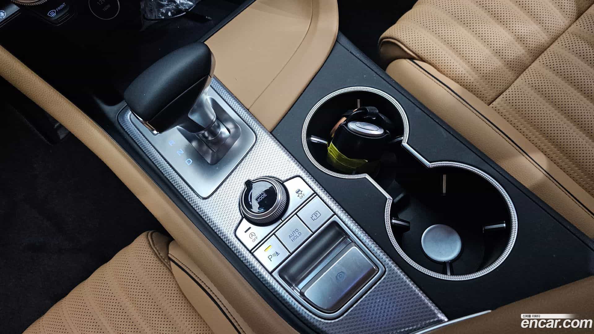G70 Genesis 2022.10-INNER-009