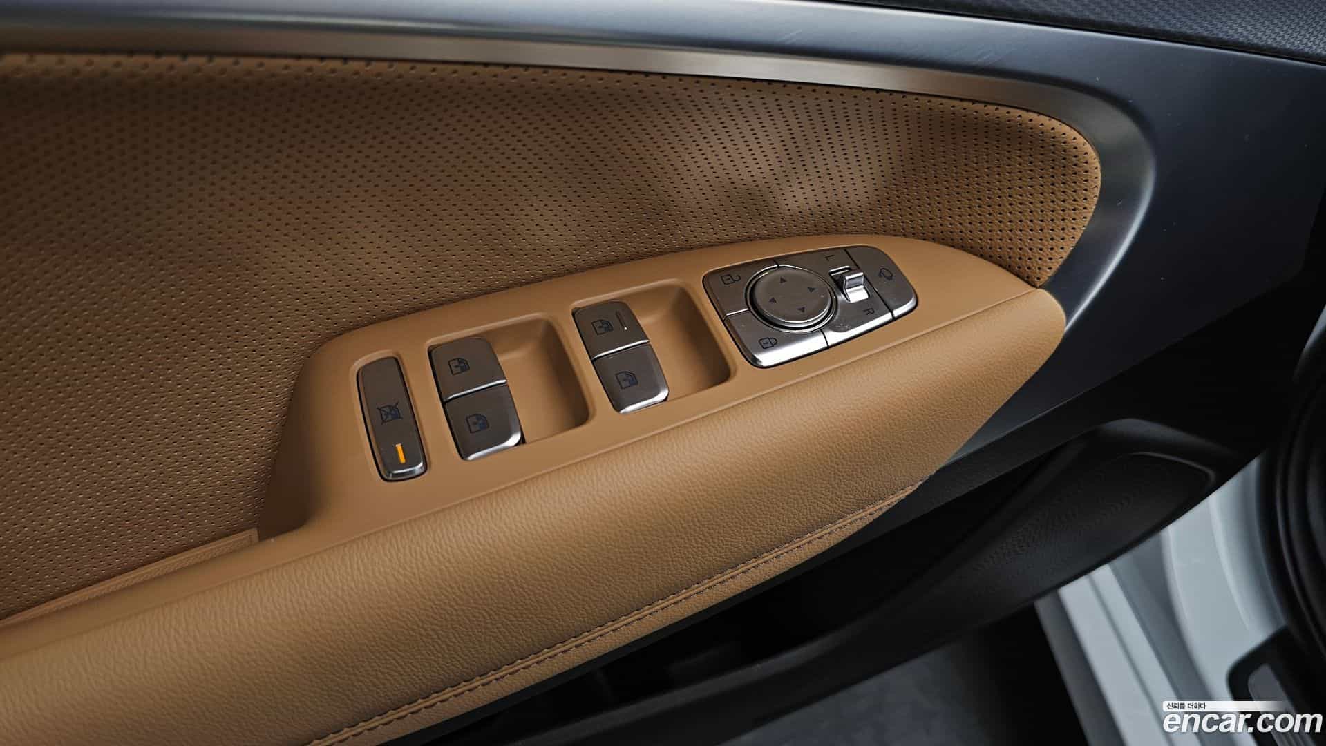 G70 Genesis 2022.10-OPTION-021