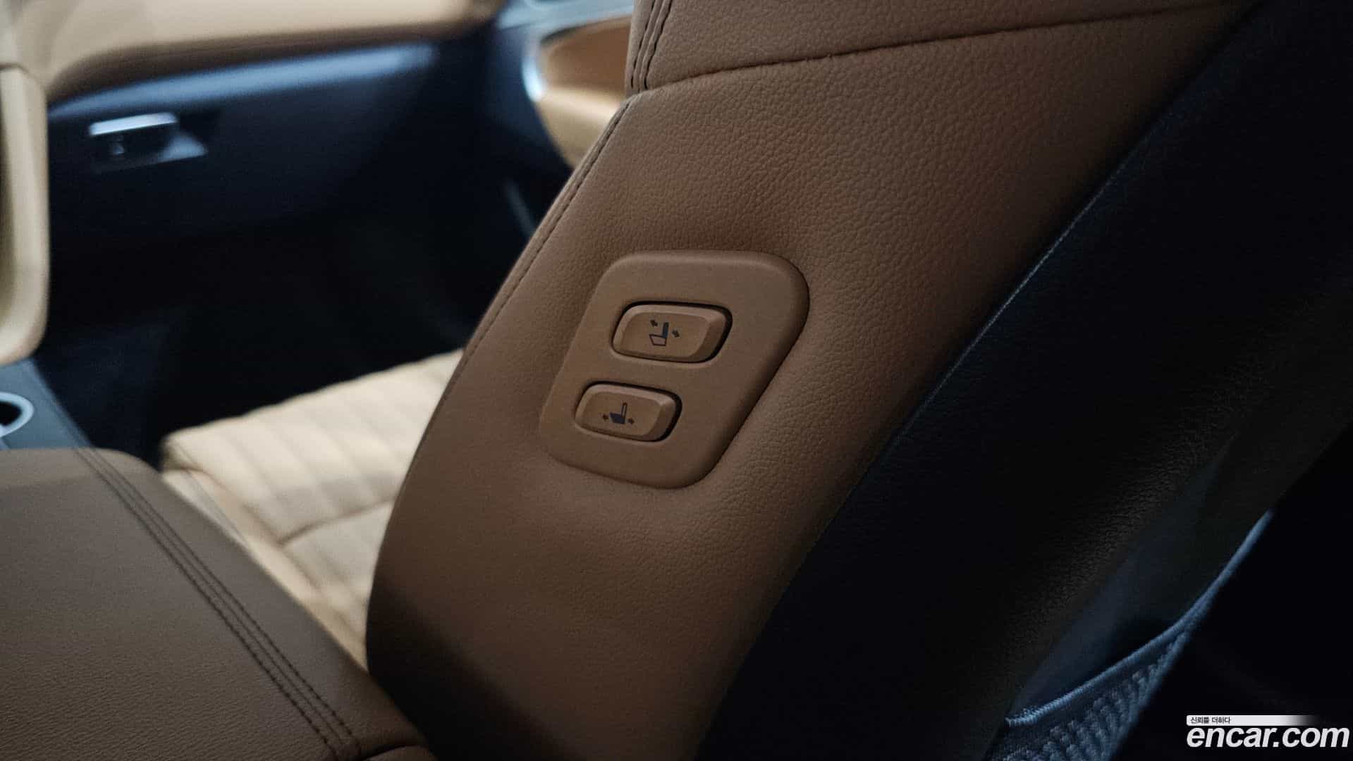G70 Genesis 2022.10-OPTION-045