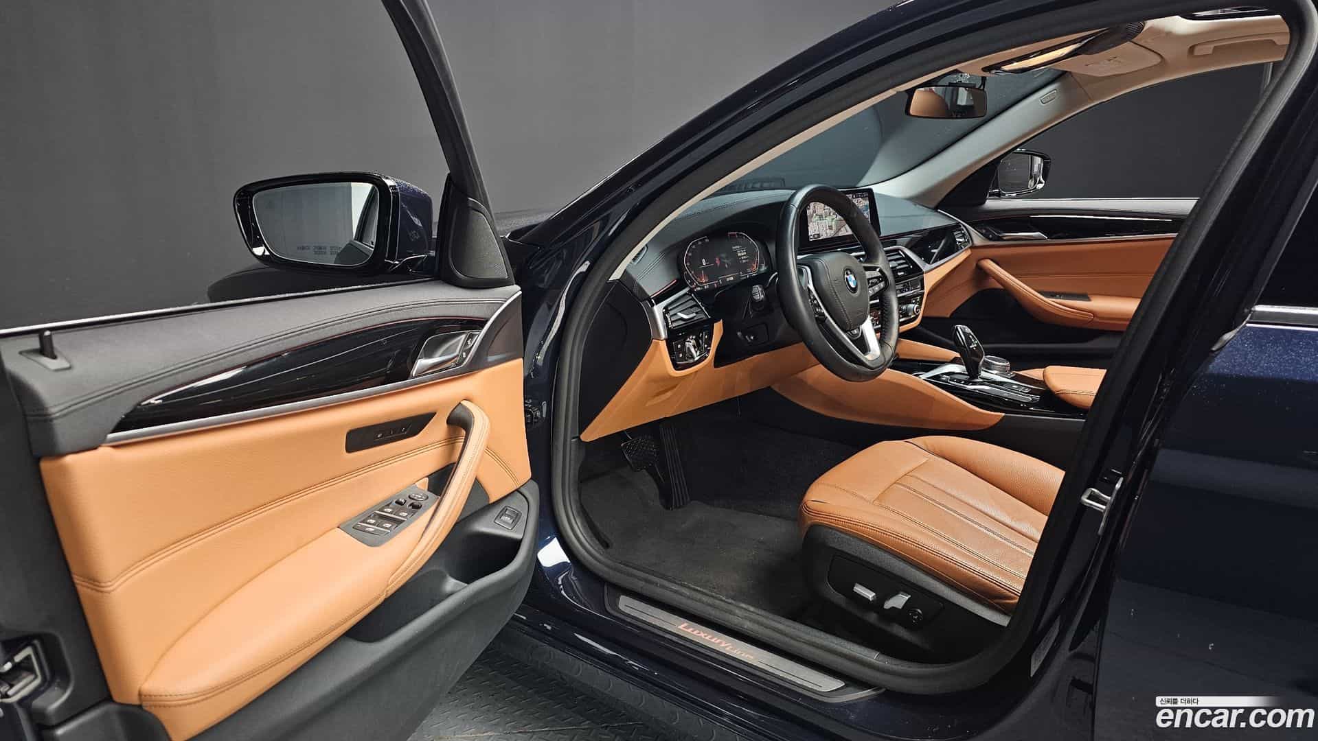 5-Series BMW 2020.3-INNER-010