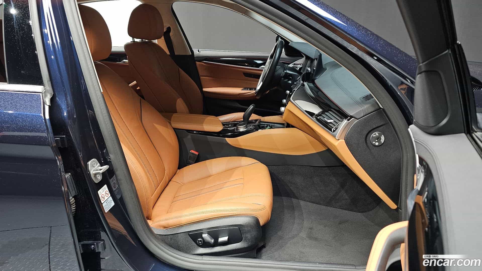 5-Series BMW 2020.3-INNER-036