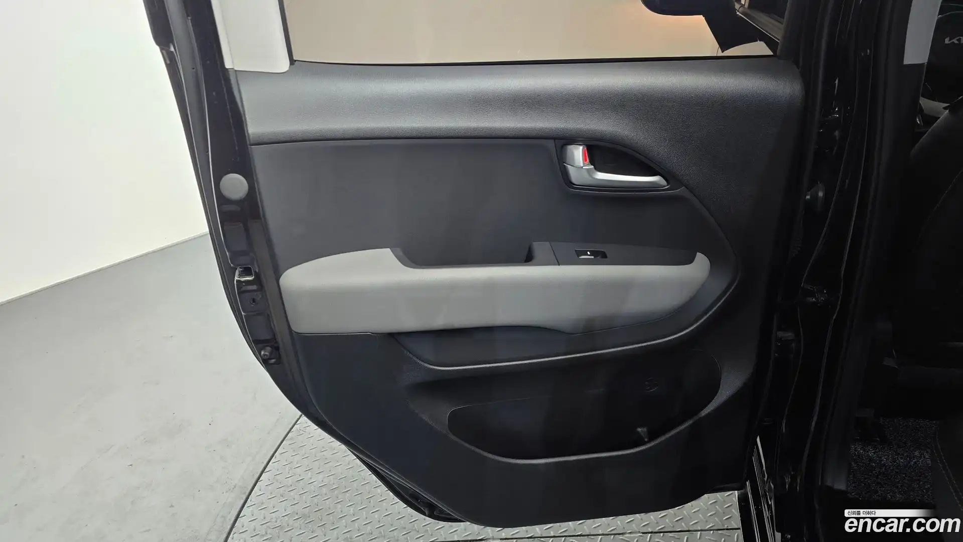 RAY Kia 2024.6-INNER-035