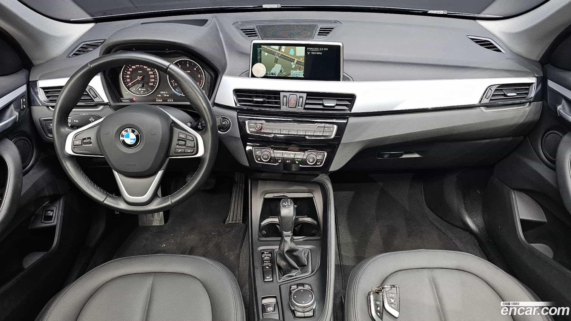 X1 BMW 2016.5-INNER-007