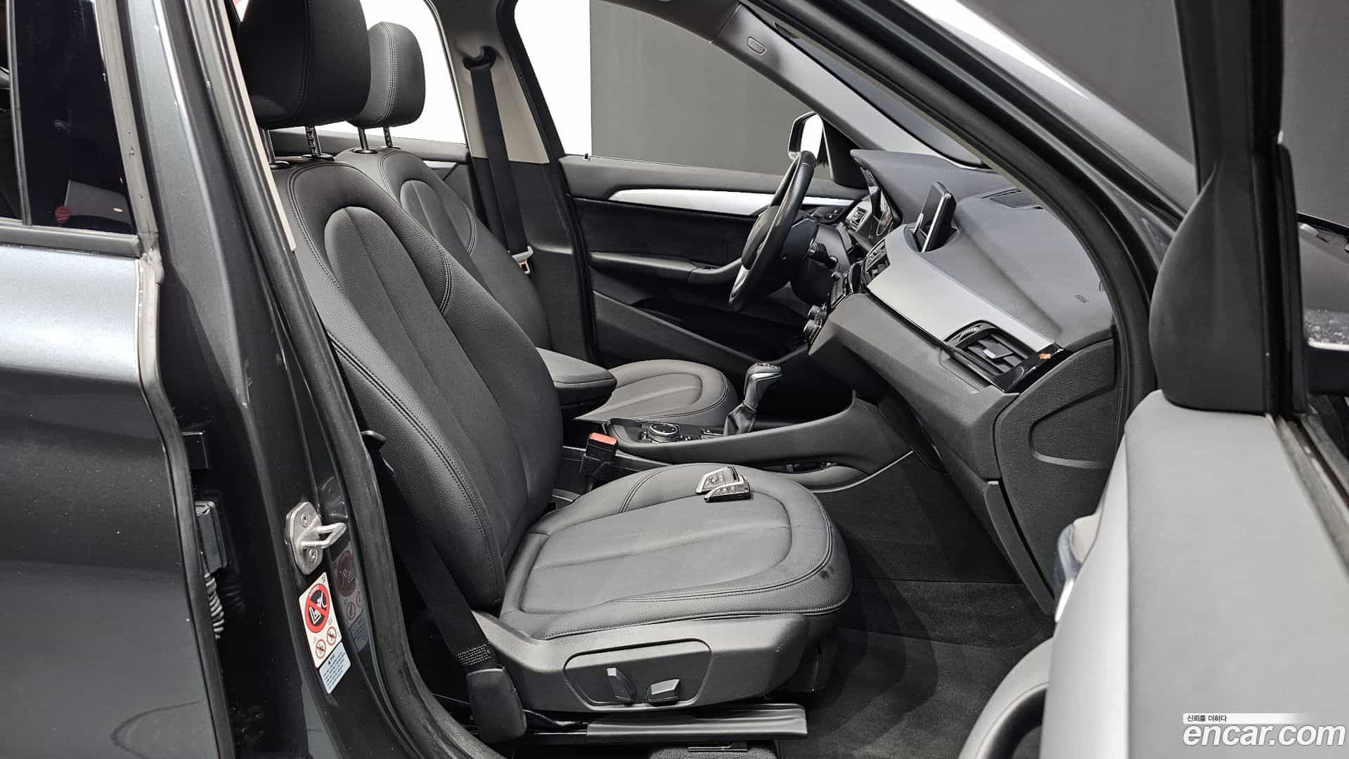 X1 BMW 2016.5-INNER-036