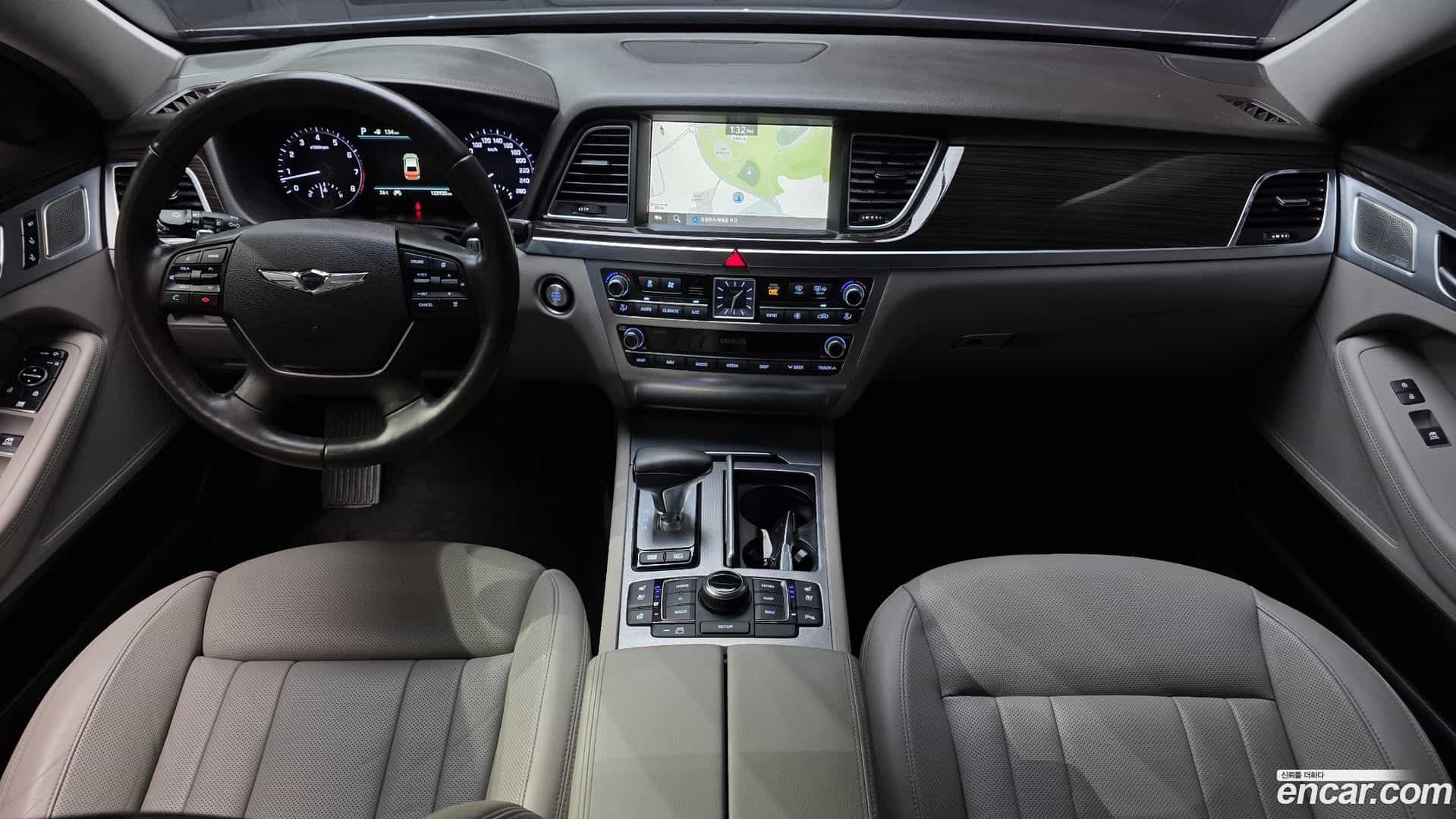 G80 Genesis 2019.11-INNER-007