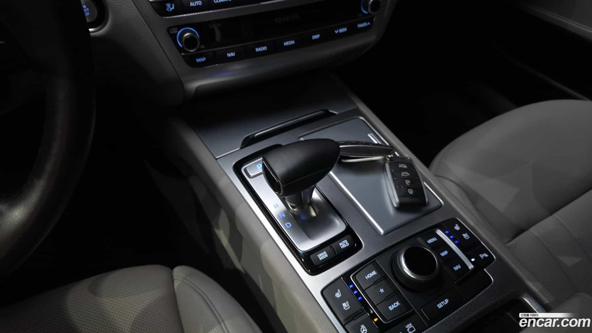 G80 Genesis 2019.11-INNER-009