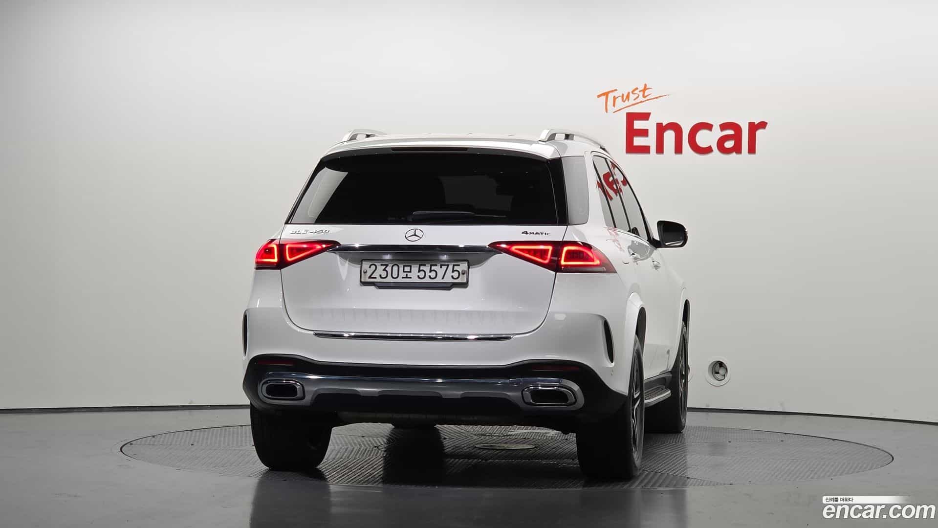 GLE-Class Mercedes-Benz 2019.9-OUTER-004