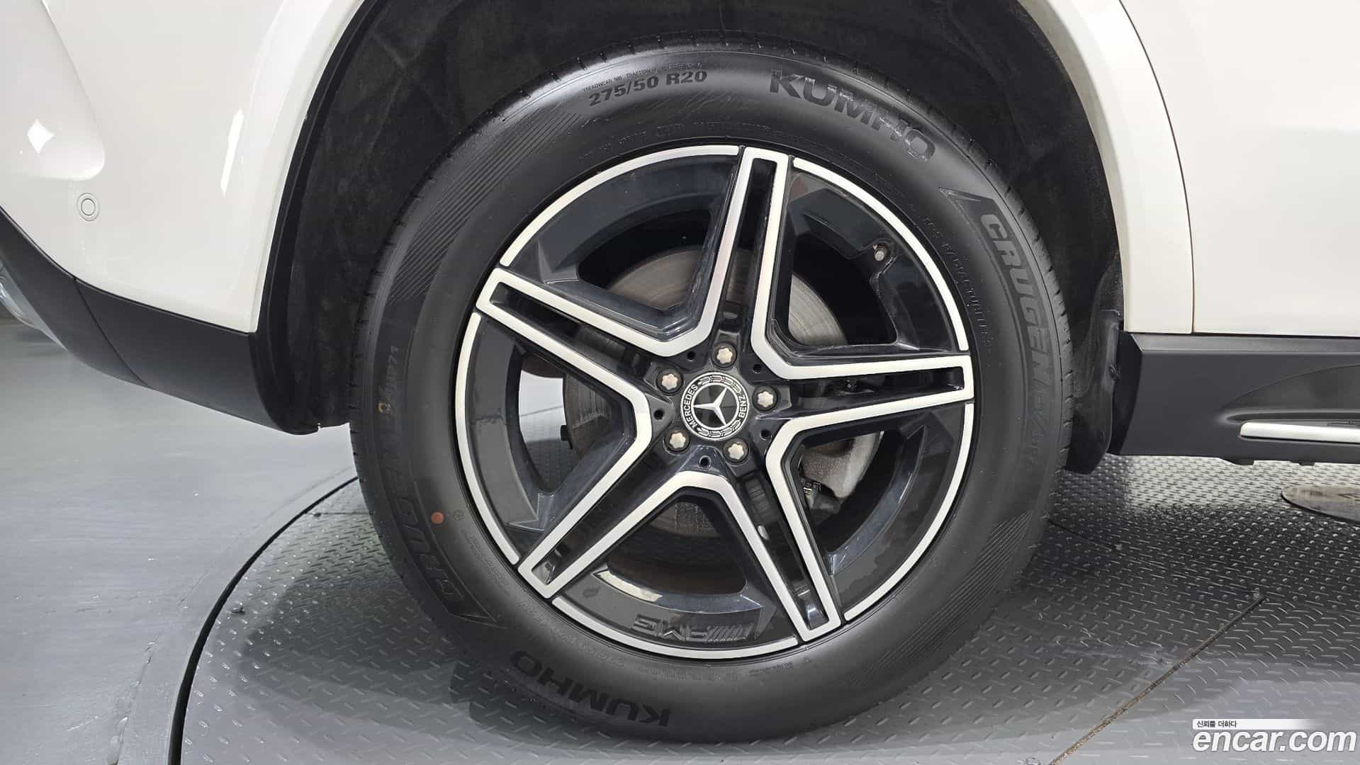 GLE-Class Mercedes-Benz 2019.9-OUTER-005