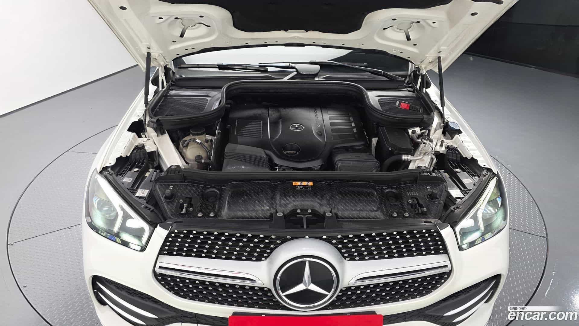 GLE-Class Mercedes-Benz 2019.9-OUTER-006