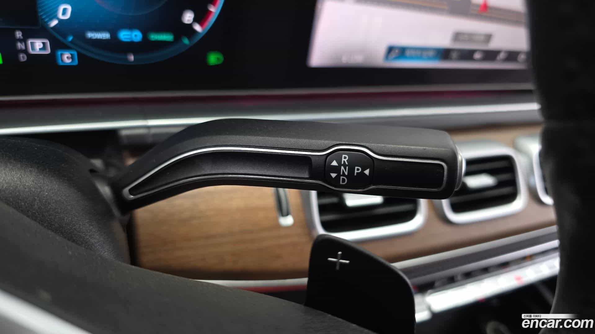 GLE-Class Mercedes-Benz 2019.9-INNER-009