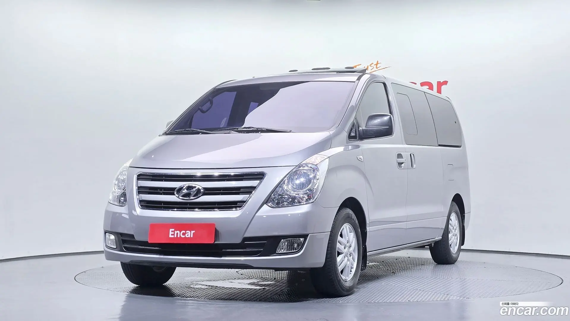 Main__Slider__Photo:Starex Hyundai 2016.9-0