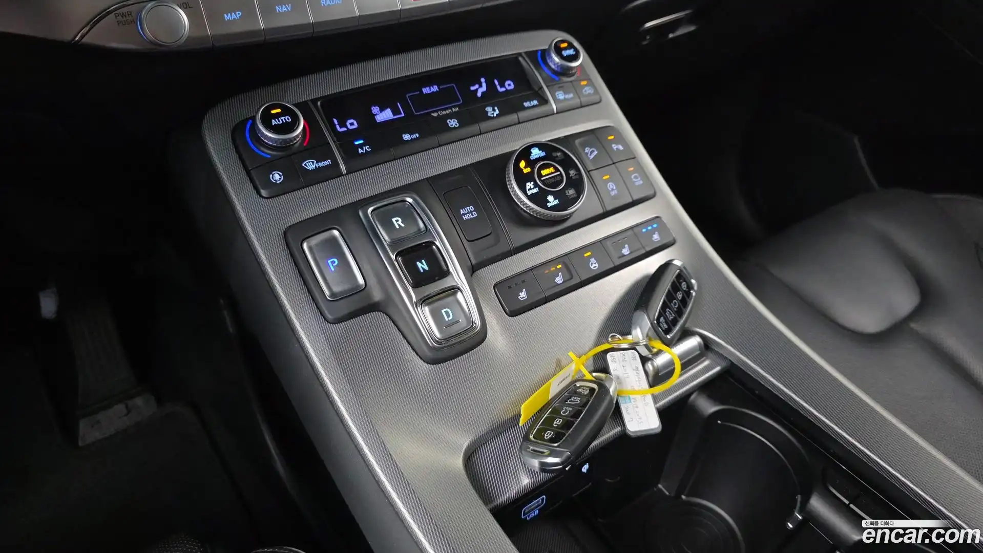 Palisade Hyundai 2019.1-INNER-009
