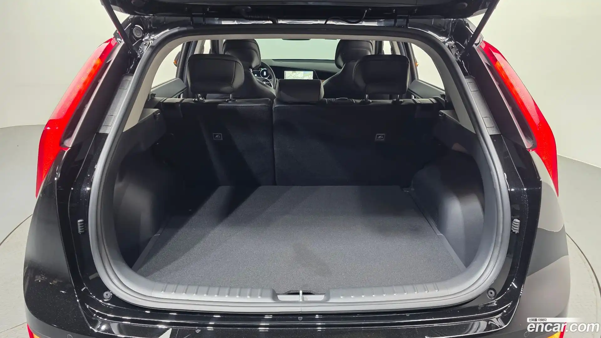Niro Kia 2023.5-OPTION-024