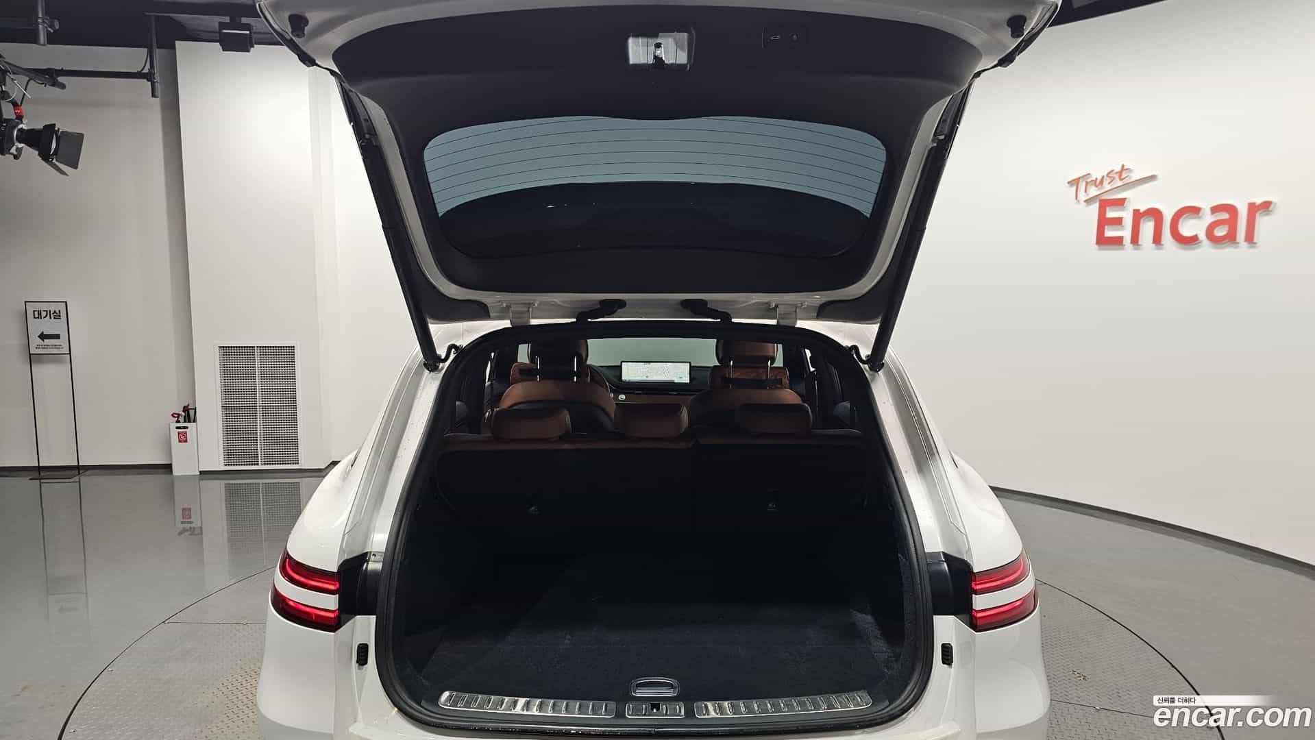 GV70 Genesis 2023.7-OPTION-045
