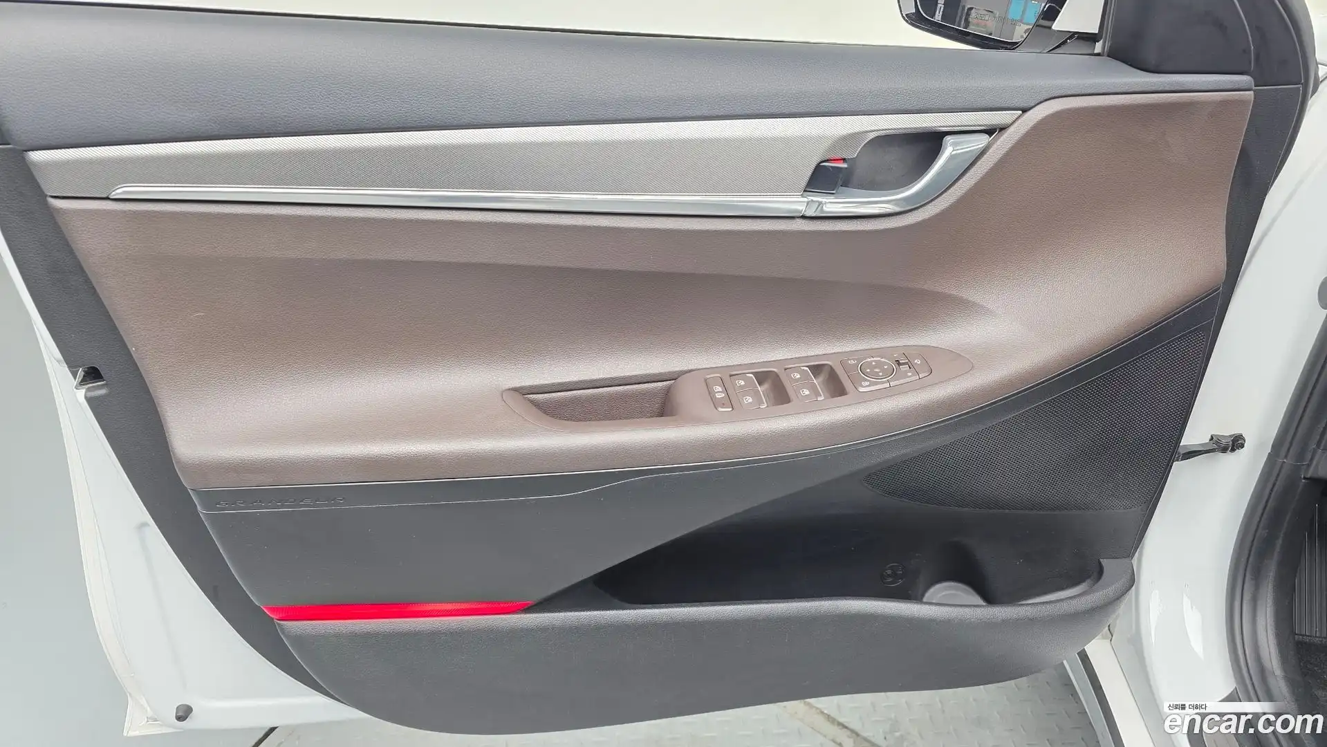 Grandeur Hyundai 2020.11-INNER-034