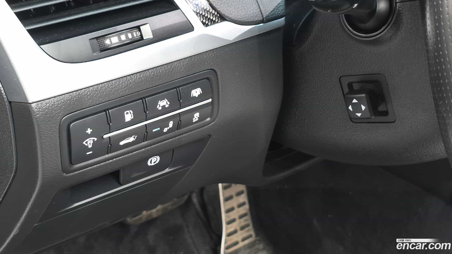 G80 Genesis 2019.3-OPTION-040