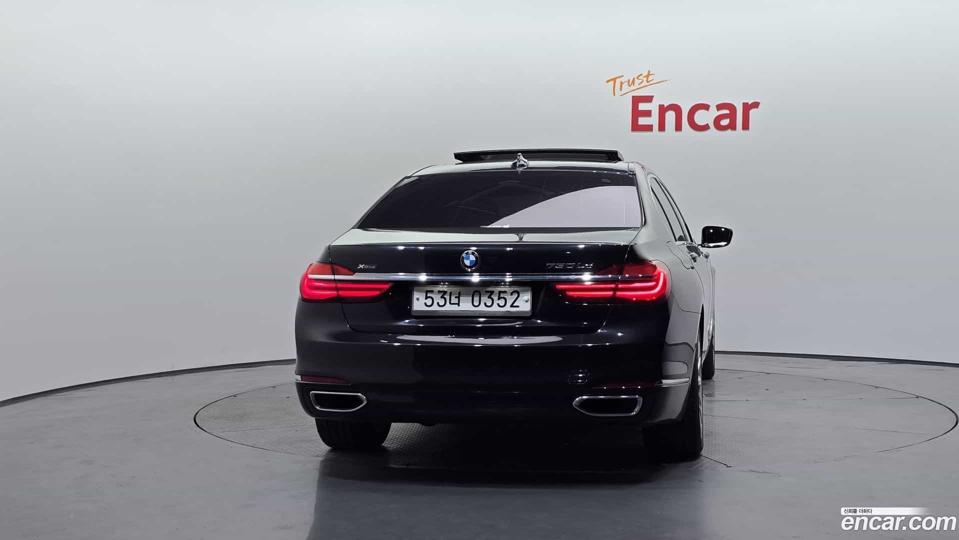7-Series BMW 2016.11-OUTER-004