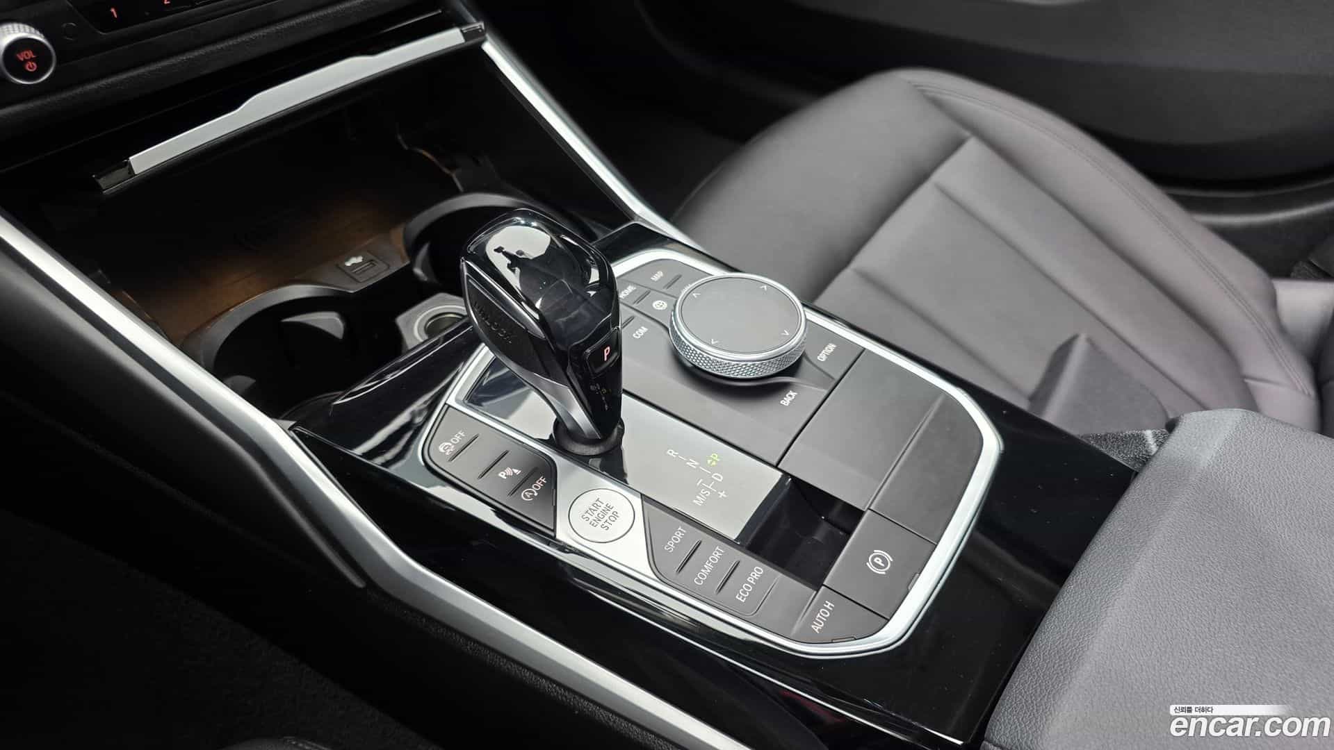 3-Series BMW 2020.9-INNER-009