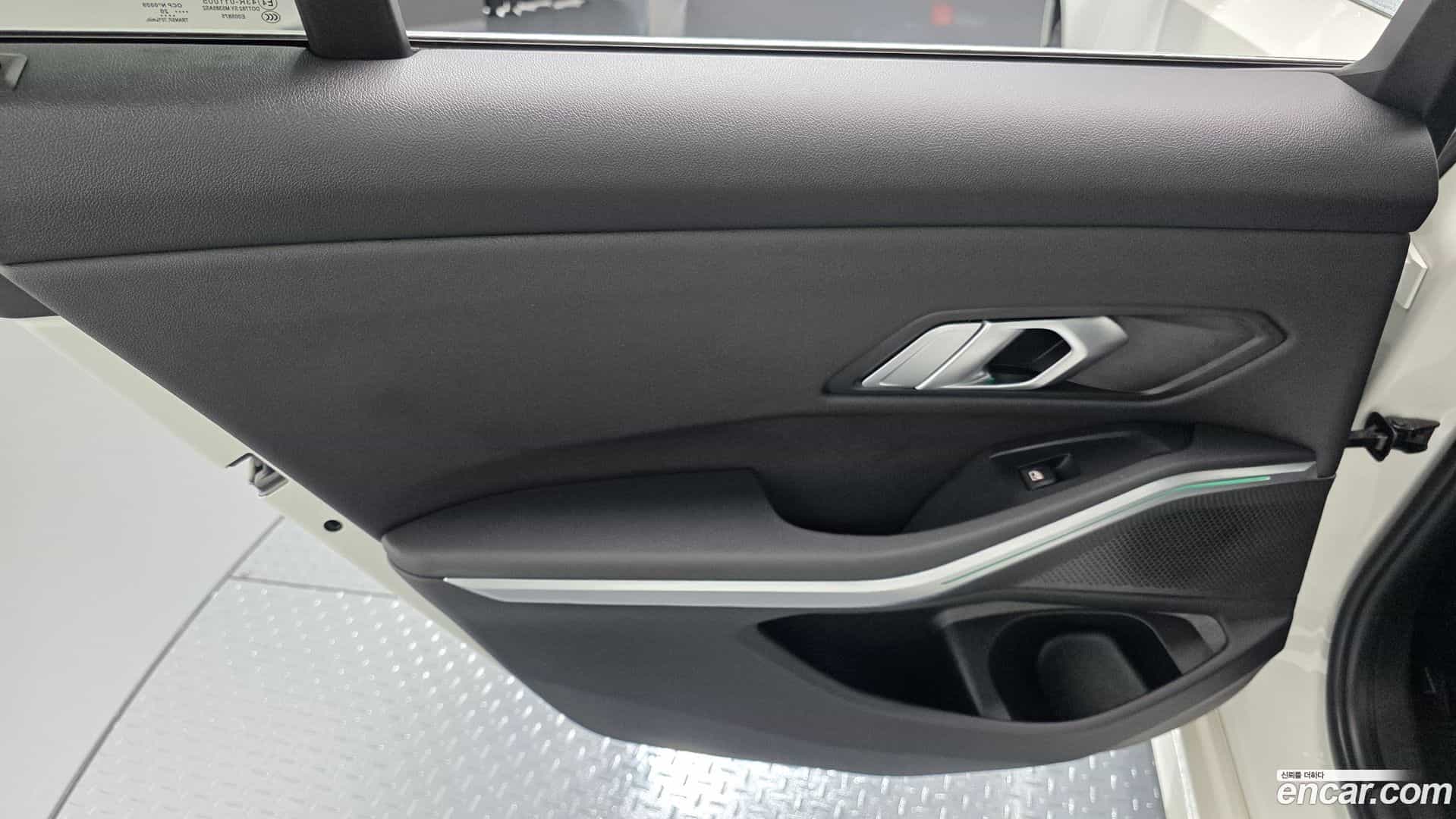 3-Series BMW 2020.9-INNER-035