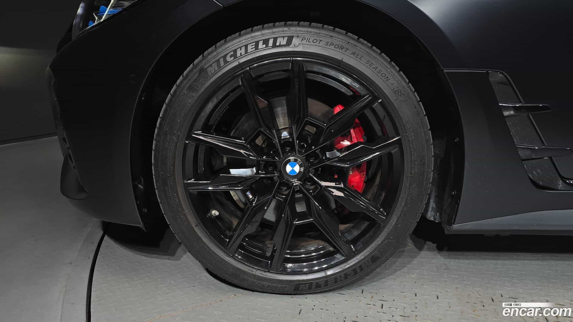 i4 BMW 2023.2-OUTER-005