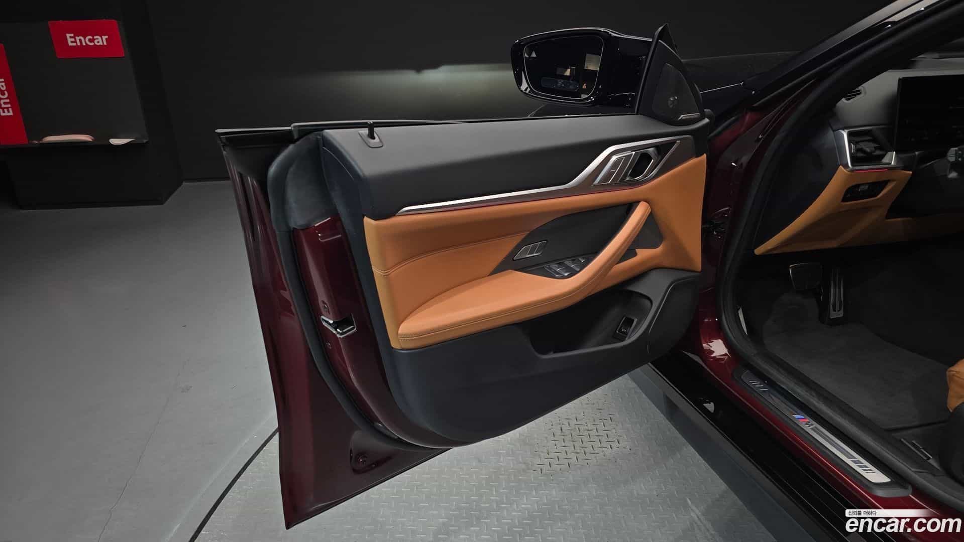 i4 BMW 2023.2-INNER-034