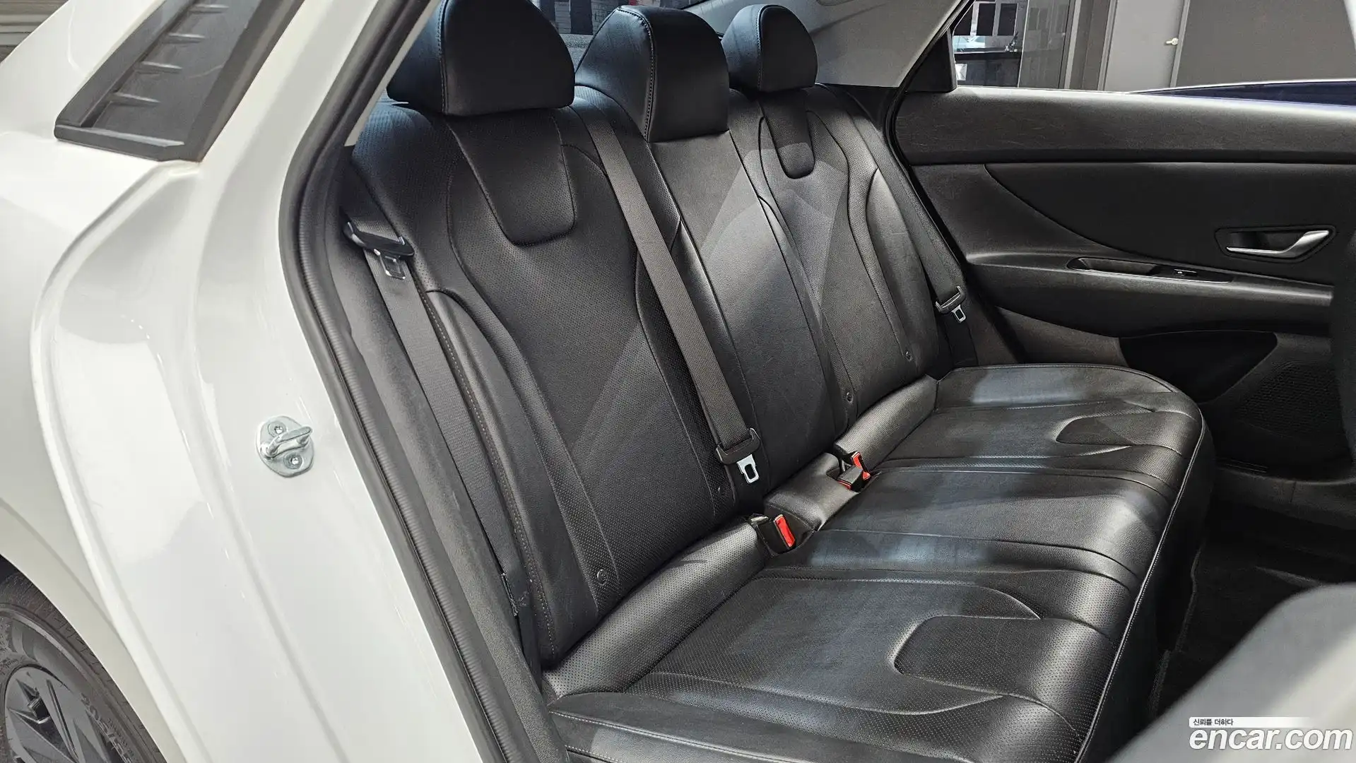 AVANTE Hyundai 2023.2-OPTION-015