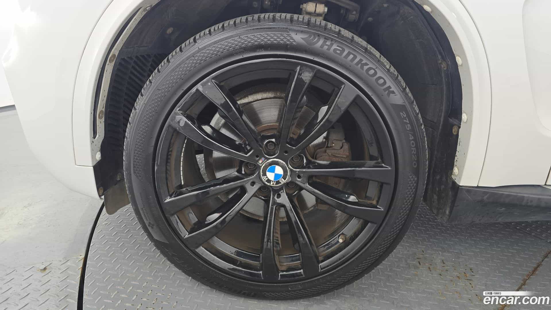 X5 BMW 2016.0-OUTER-005