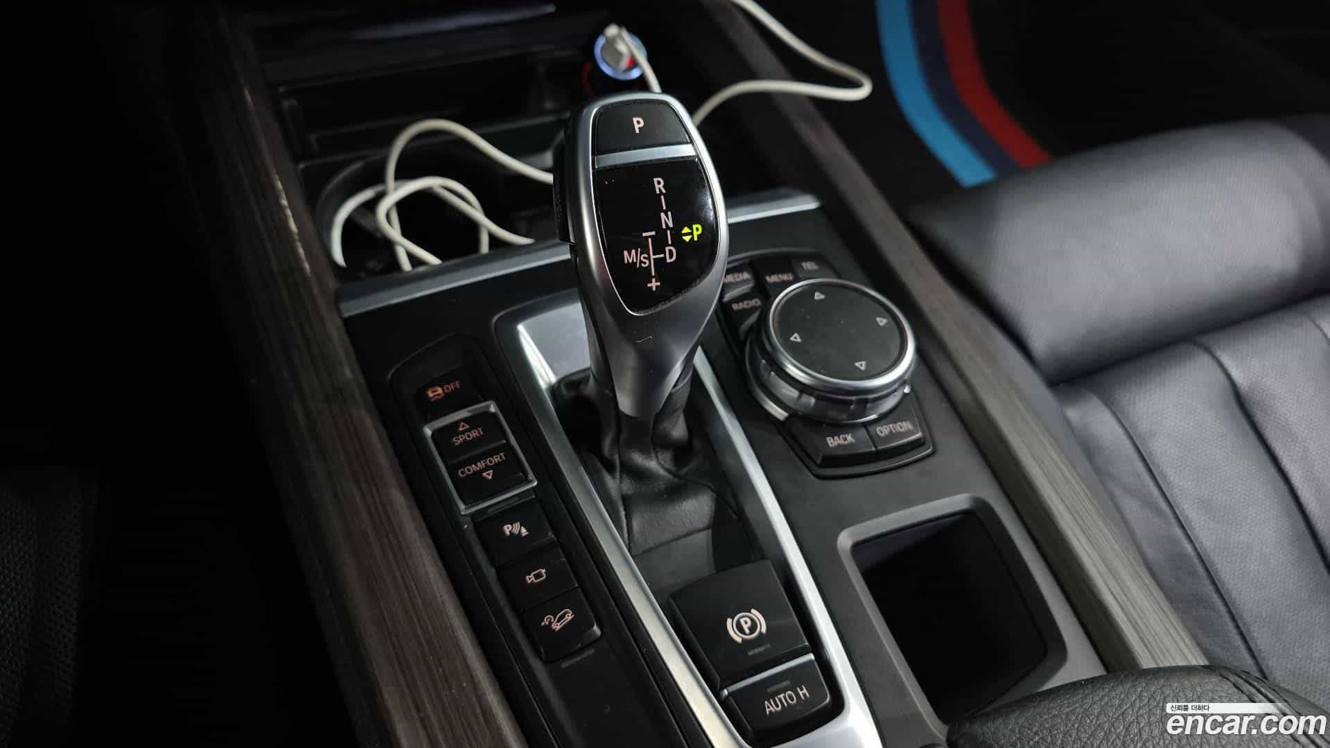 X5 BMW 2016.0-INNER-009