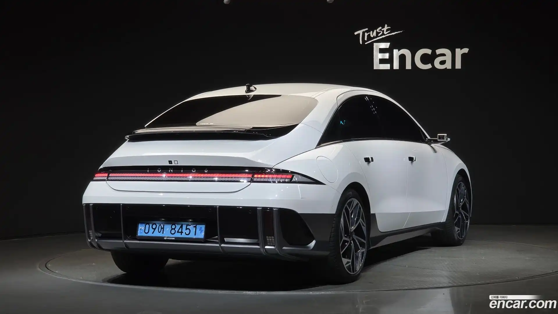 Ioniq6 Hyundai 2022.9-OUTER-002