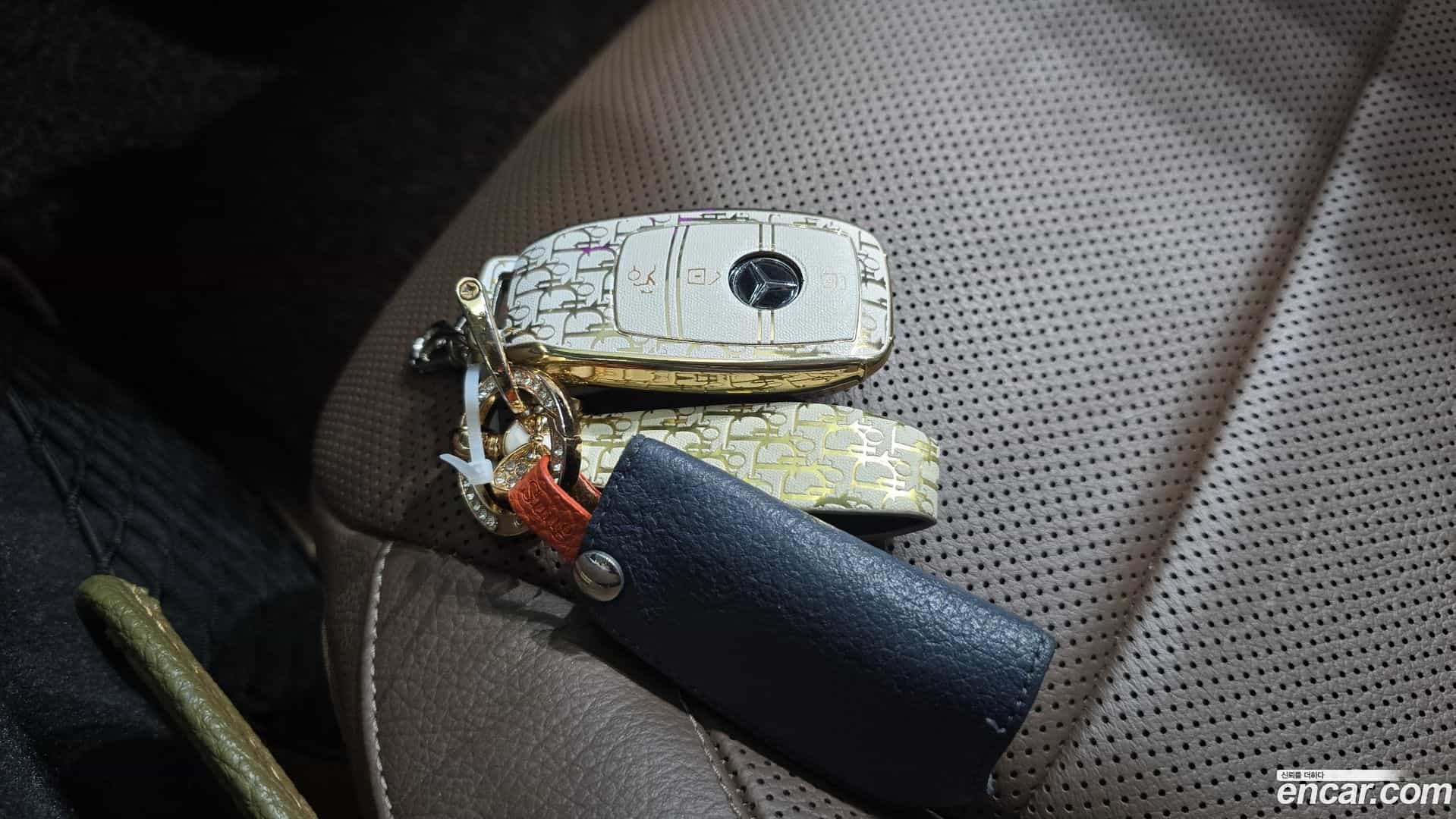 E-Class Mercedes-Benz 2017.6-OPTION-020