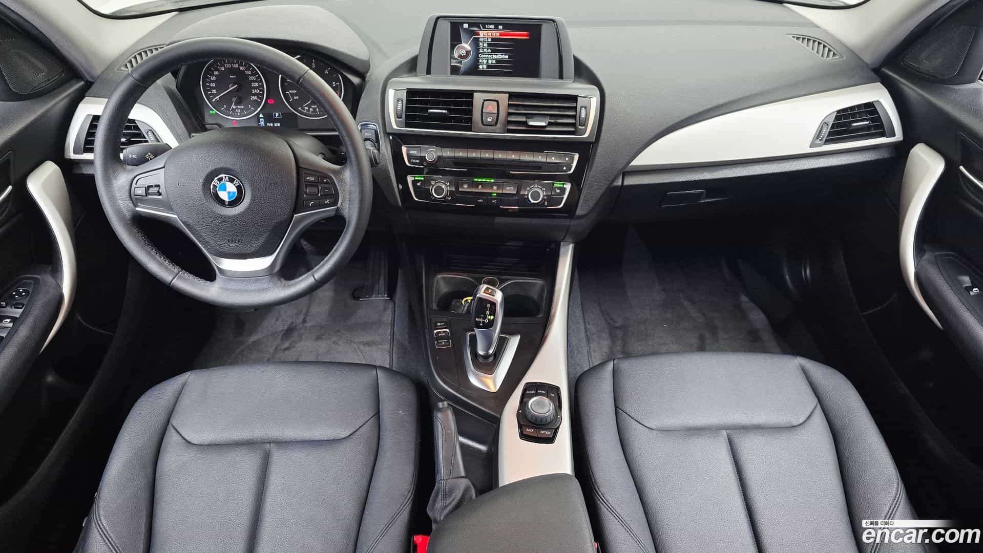 1-Series BMW 2016.4-INNER-007