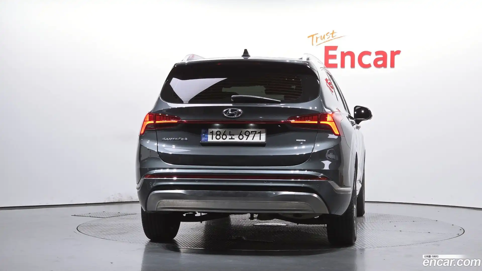 Santafe Hyundai 2023.1-OUTER-004