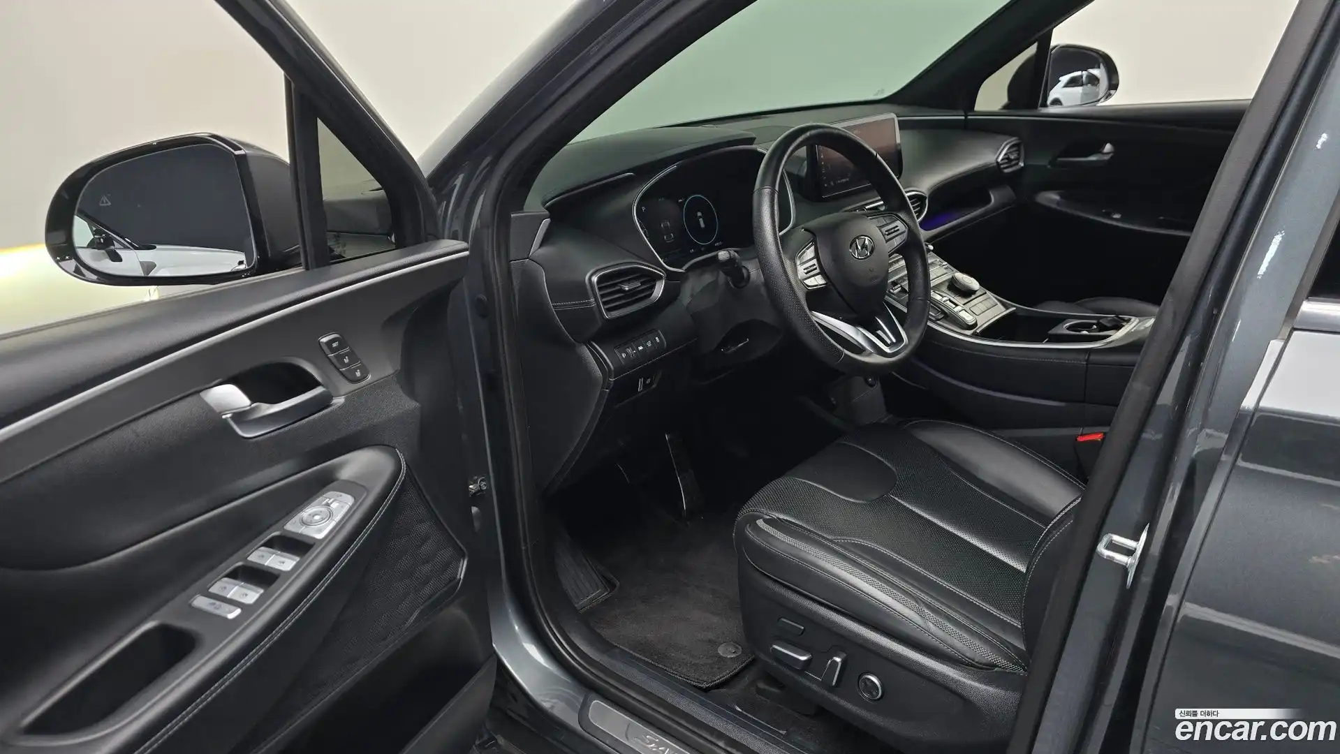 Santafe Hyundai 2023.1-INNER-010