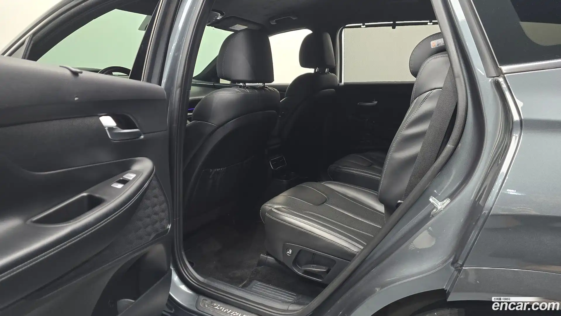 Santafe Hyundai 2023.1-OPTION-015