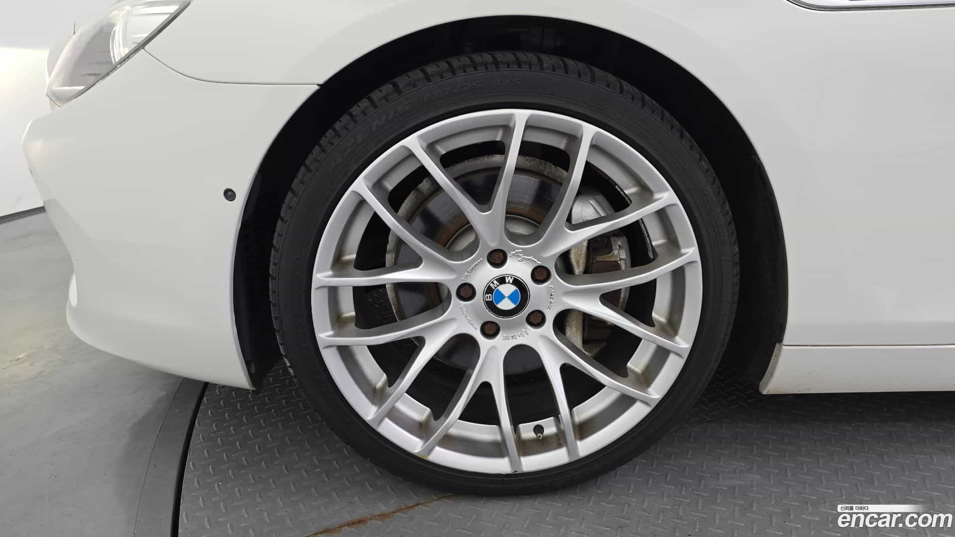 6-Series BMW 2014.4-OUTER-005