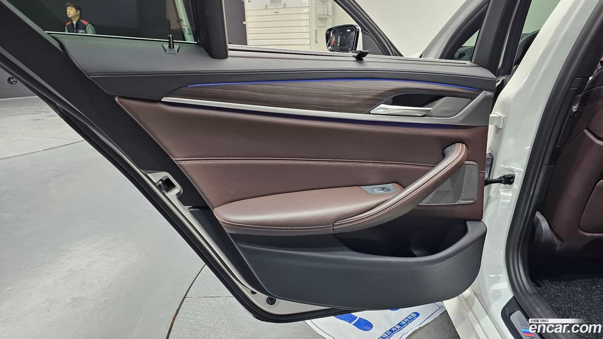 5-Series BMW 2020.6-INNER-035