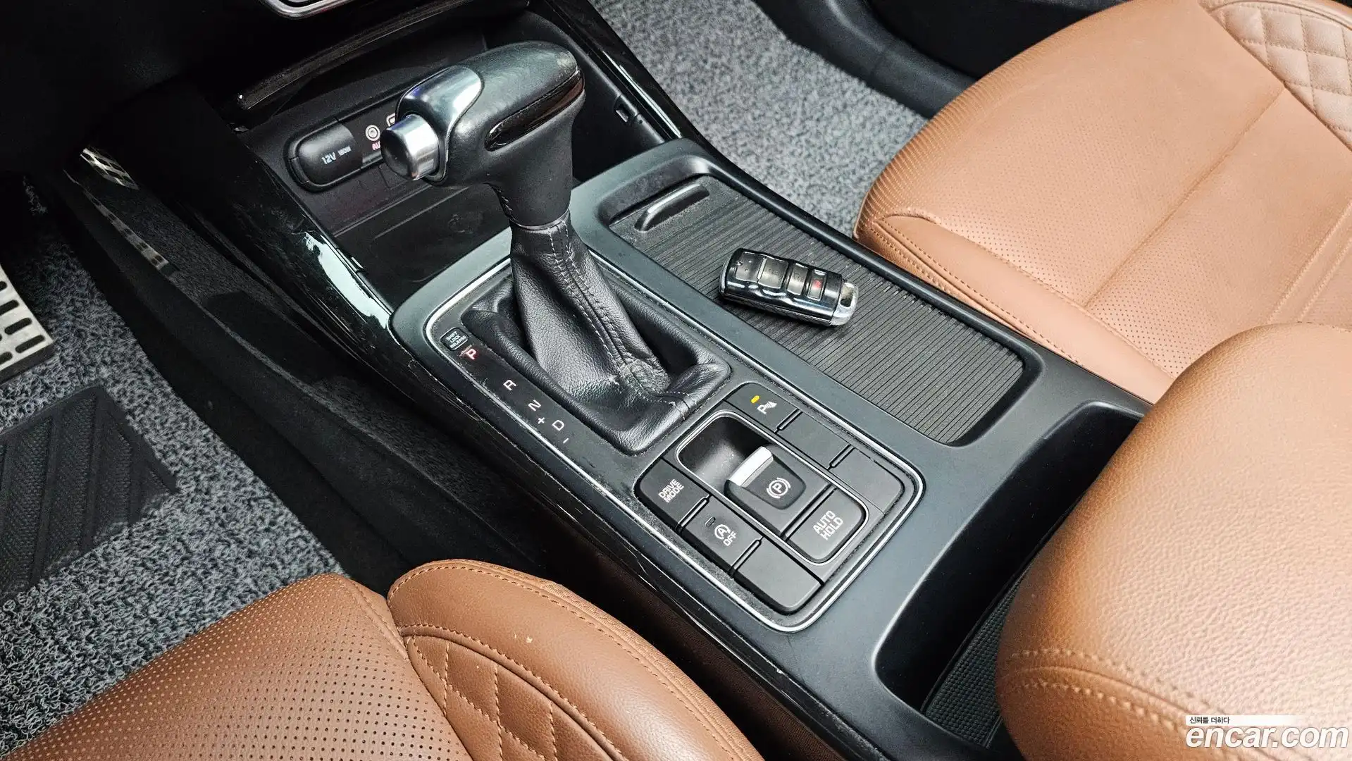 Sorento Kia 2018.6-INNER-009