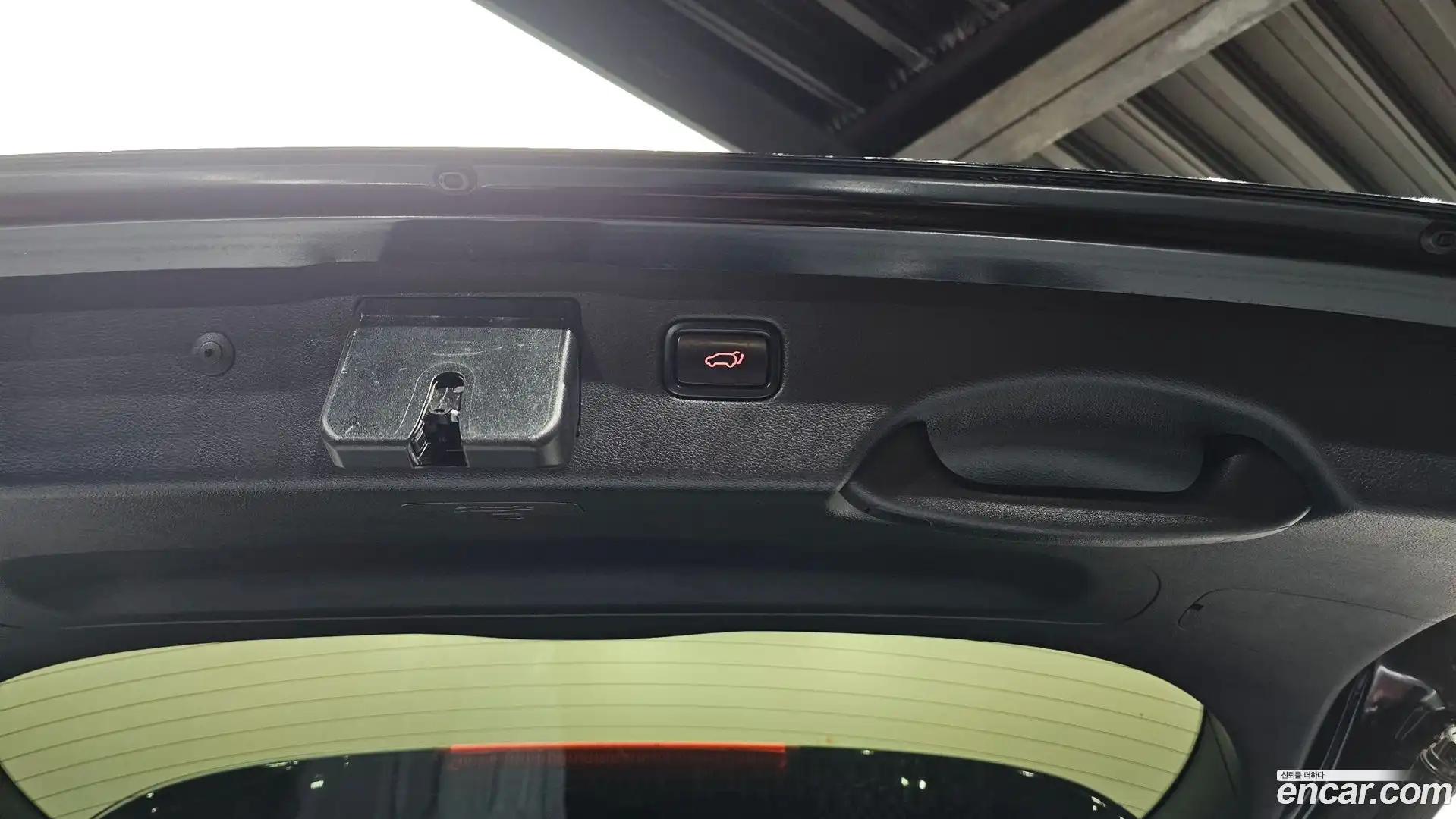 Sorento Kia 2018.6-OPTION-024