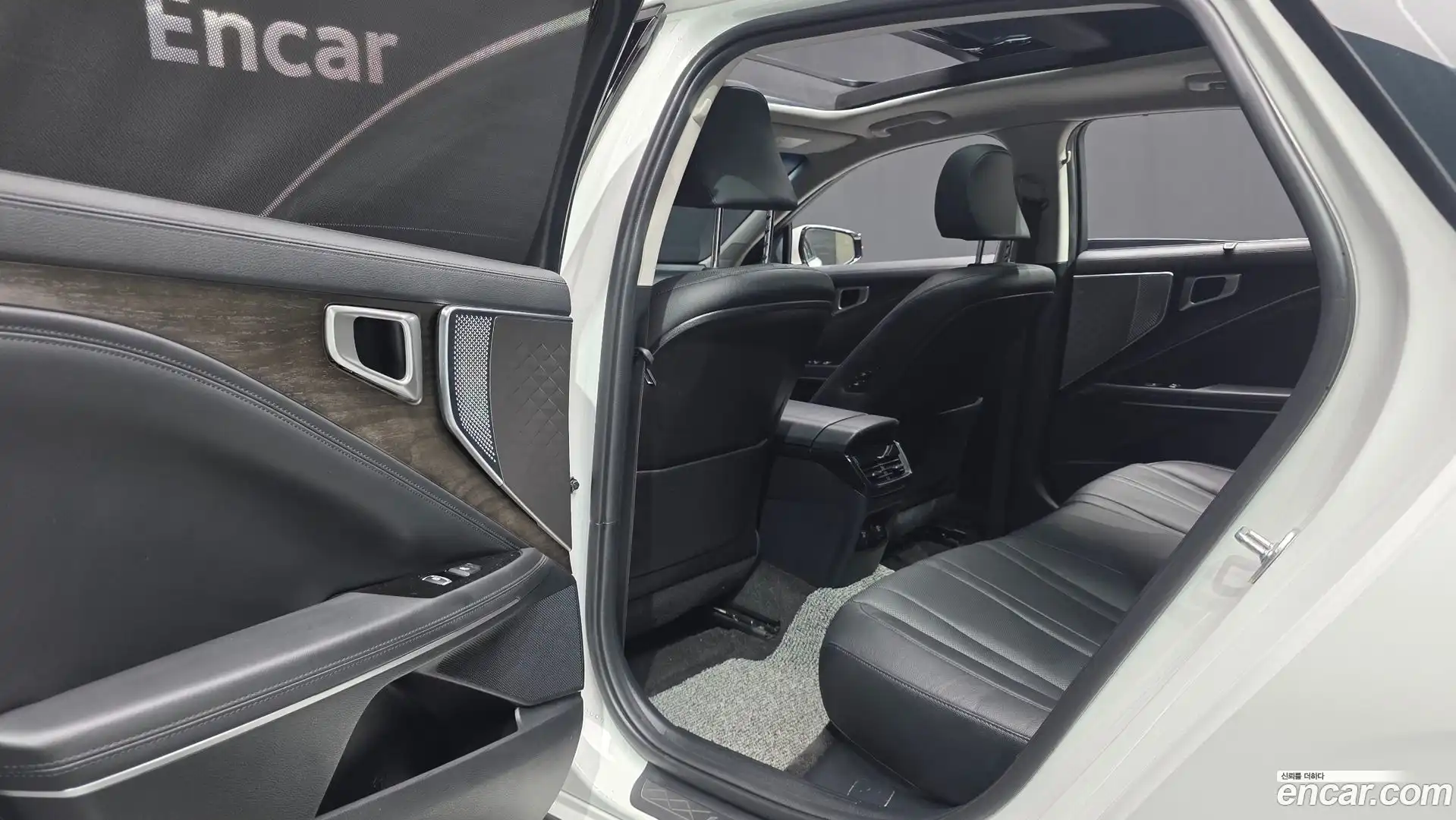K8 Kia 2022.8-OPTION-043
