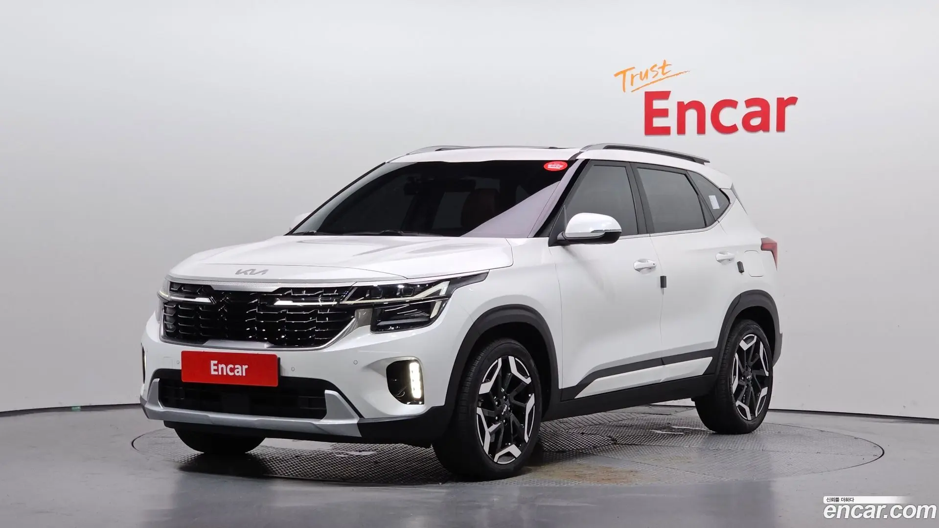 Main__Slider__Photo:Seltos Kia 2023.0-0