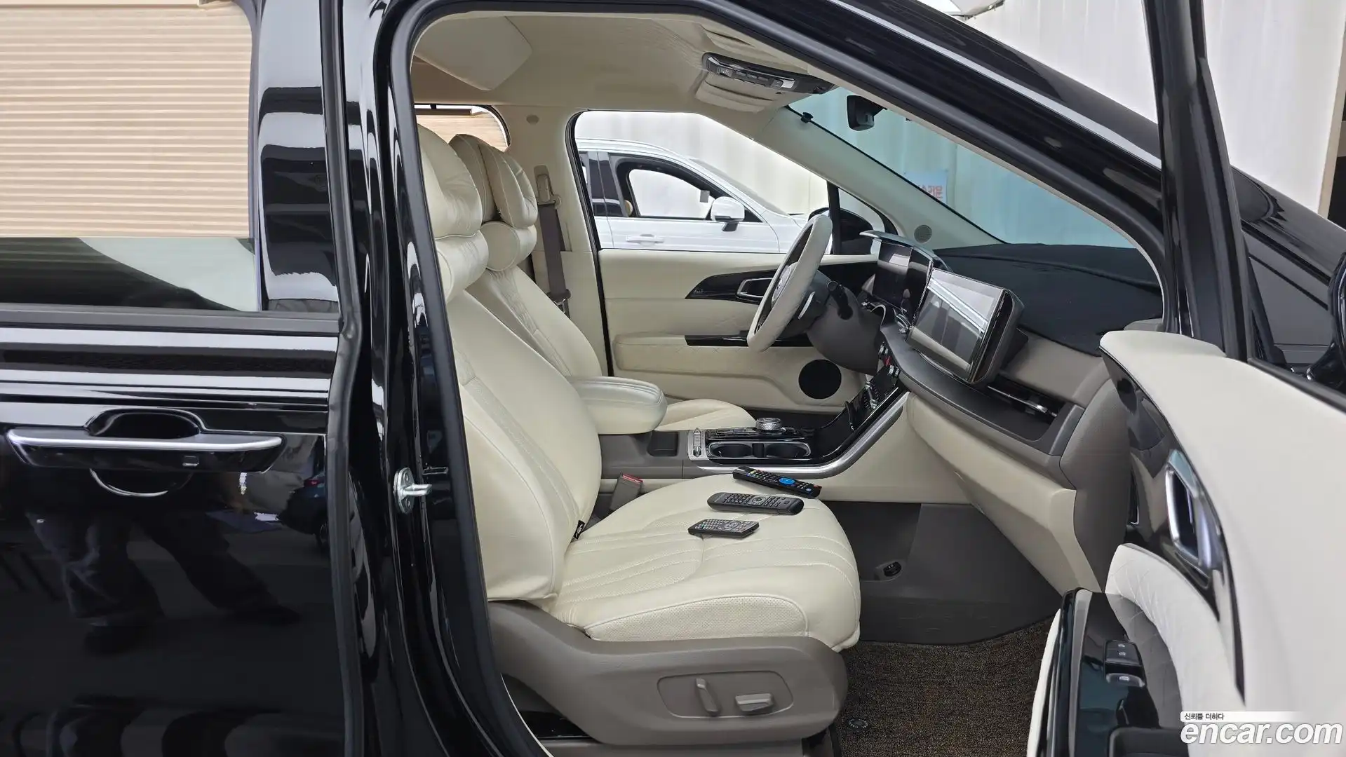 Canival Kia 2021.5-INNER-036