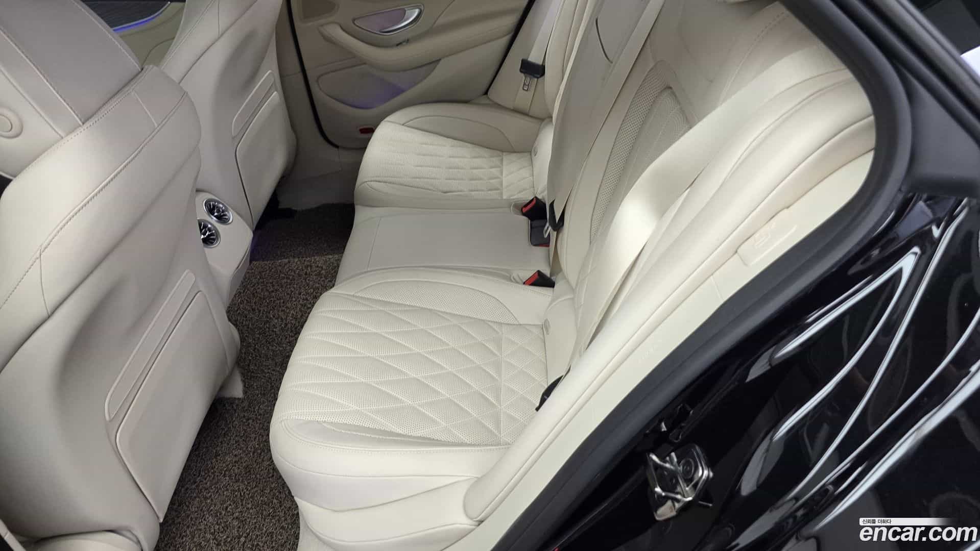 AMG GT Mercedes-Benz 2022.10-INNER-036