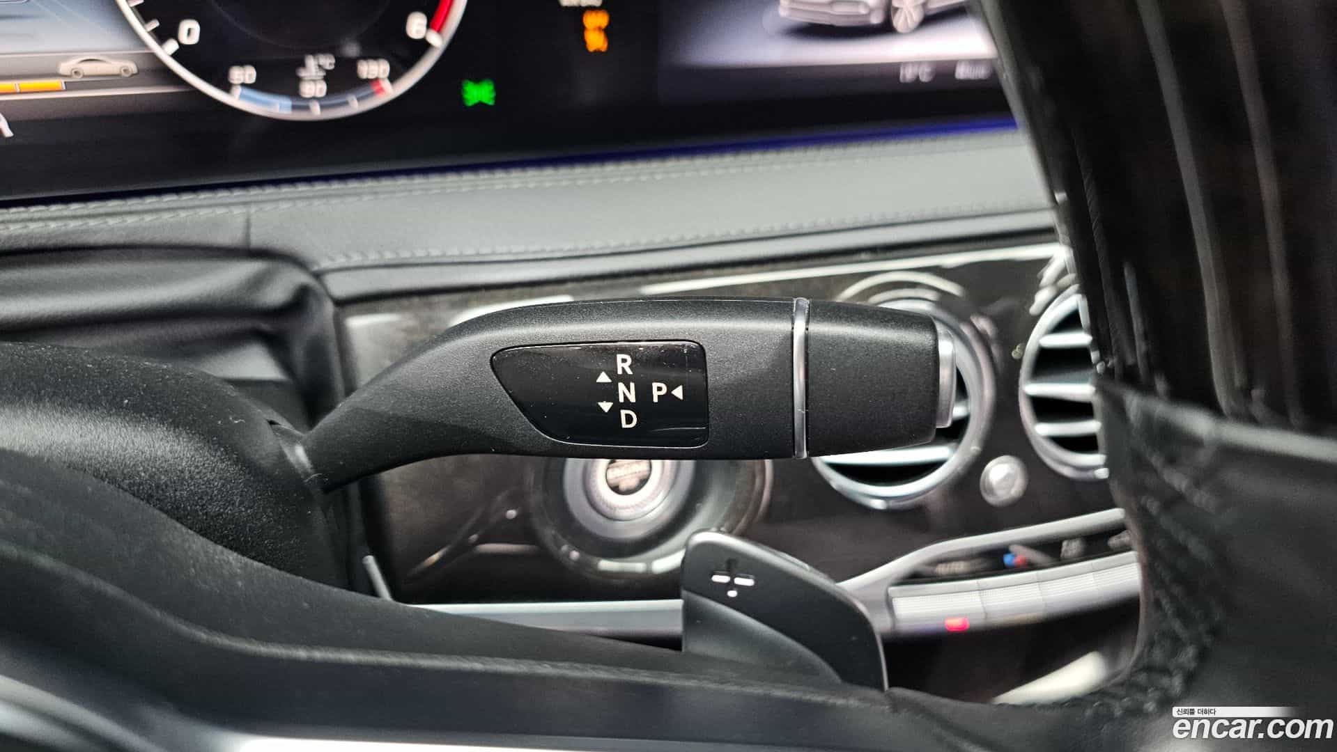 S-Class Mercedes-Benz 2019.10-INNER-009